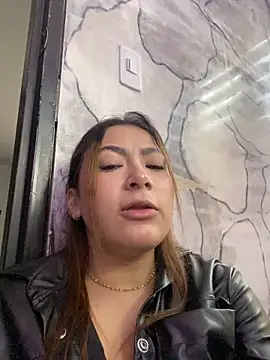 MacarenaRosse online show from 11-28-25, 07:58