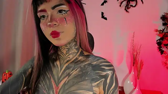 Nickidoll66- online show from 10-18-25, 05:20