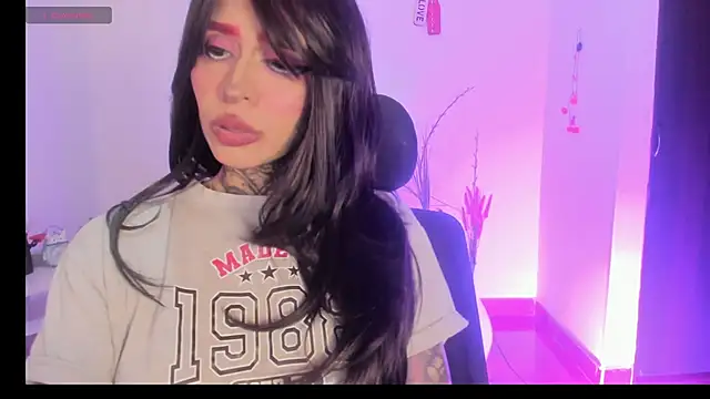 Nickidoll66- online show from 10-05-25, 04:25