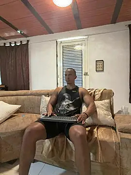 Snapshot of MarcoStriker chatting on 07-07-26, 02:42 MarcoStriker online show from 07-07-26, 02:42