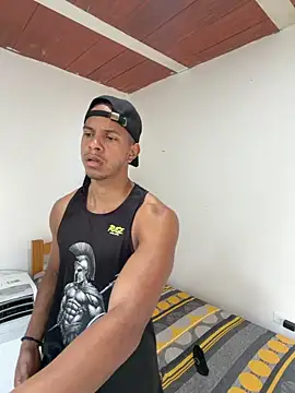 Snapshot of MarcoStriker chatting on 06-16-26, 02:28 MarcoStriker online show from 06-16-26, 02:28