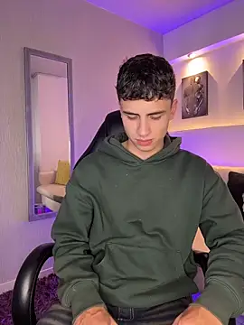 AdrianRinaldi online show from 04-10-26, 08:05