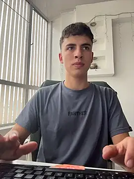 AdrianRinaldi online show from 03-29-26, 07:59