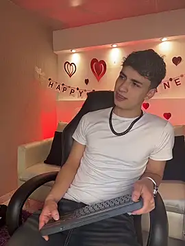 AdrianRinaldi online show from 02-15-26, 08:08