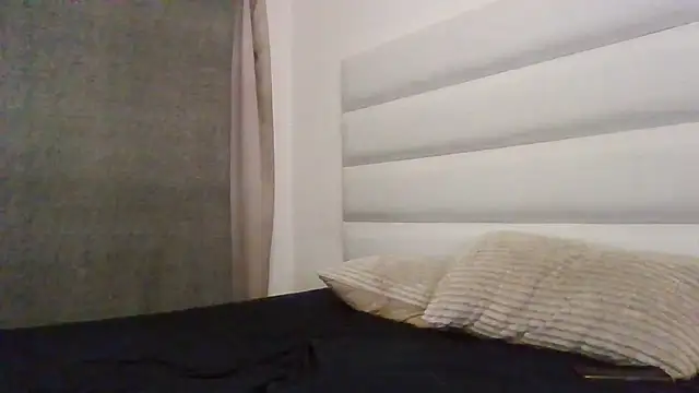 Snapshot of SexyNonnyy chatting on 11-01-25, 06:24 SexyNonnyy online show from 11-01-25, 06:24