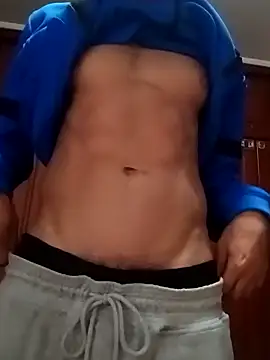 Snapshot of santiidamm chatting on 11-19-25, 04:23 santiidamm online show from 11-19-25, 04:23