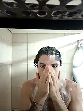 Rafael Mendezz online show from 12-21-25, 06:20