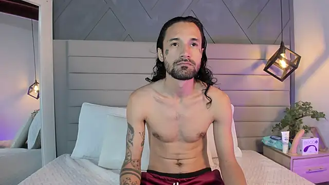 Hisoka 011 online show from 11-02-25, 12:10