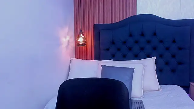 Hisoka 011 online show from 04-04-26, 09:54