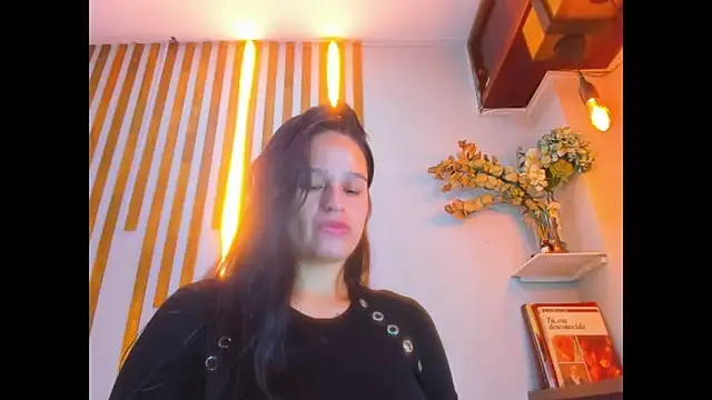 Jennifer Vega1 online show from 11-09-25, 08:24