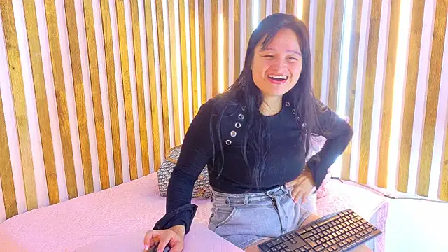 Jennifer Vega1 online show from 01-12-26, 08:04