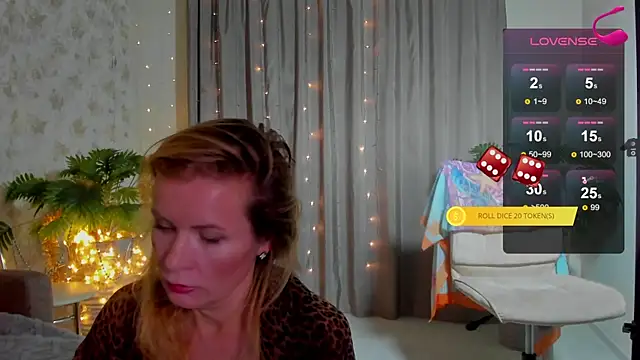 Julia Giulia online show from 01-08-26, 08:59