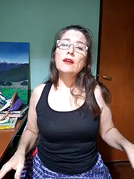Snapshot of Merida2276 chatting on 10-22-25, 11:58 Merida2276 online show from 10-22-25, 11:58