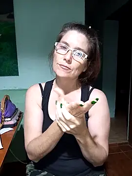 Snapshot of Merida2276 chatting on 09-30-25, 11:11 Merida2276 online show from 09-30-25, 11:11
