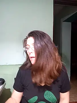 Snapshot of Merida2276 chatting on 09-11-25, 12:21 Merida2276 online show from 09-11-25, 12:21