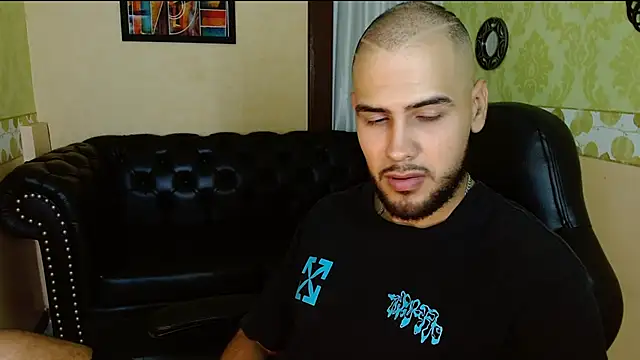 Marcus Soler online show from 10-31-25, 04:36