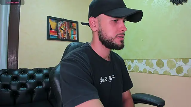 Marcus Soler online show from 11-26-25, 03:56