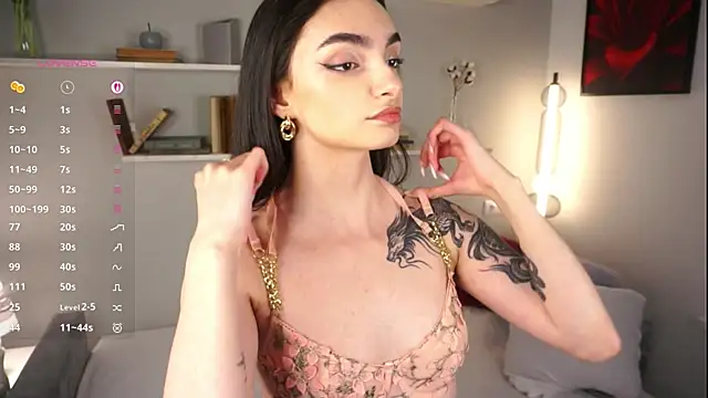 Morena Dolce online show from 09-15-25, 04:35