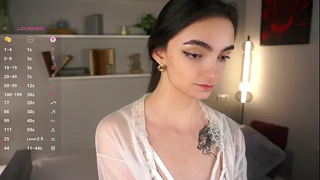 Morena Dolce online show from 10-06-25, 05:30