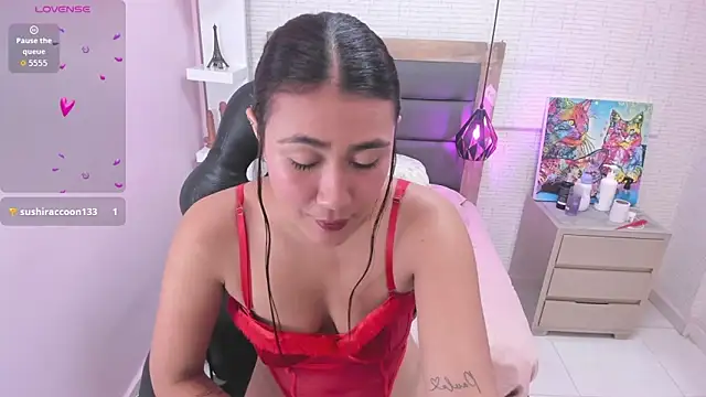 TIFFANY BELLO online show from 11-20-25, 02:56