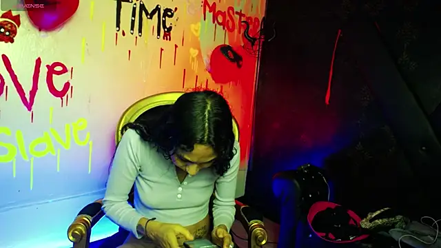 Sweettpleasure online show from 10-26-25, 02:17