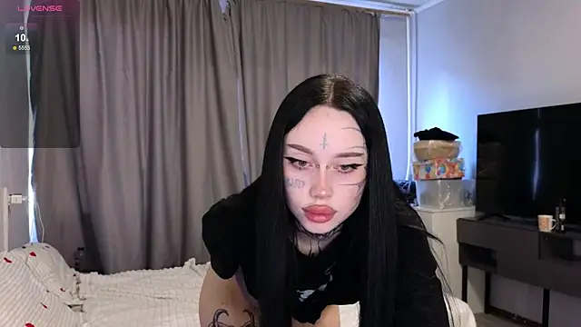 Somniyaa online show from 03-22-26, 01:56