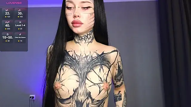 Snapshot of Somniyaa chatting on 04-25-26, 01:41 Somniyaa online show from 04-25-26, 01:41