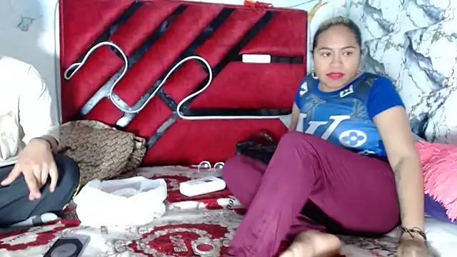 hot lady19 online show from 02-26-26, 08:31