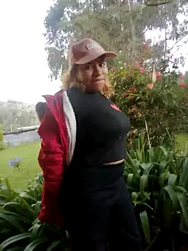 hot lady19 online show from 12-19-25, 09:28