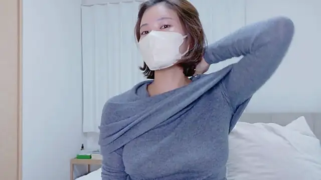 riko oxo online show from 11-14-25, 11:47