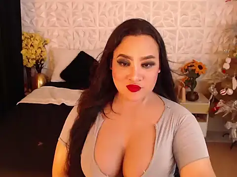 Hotcum ella online show from 12-20-25, 01:08