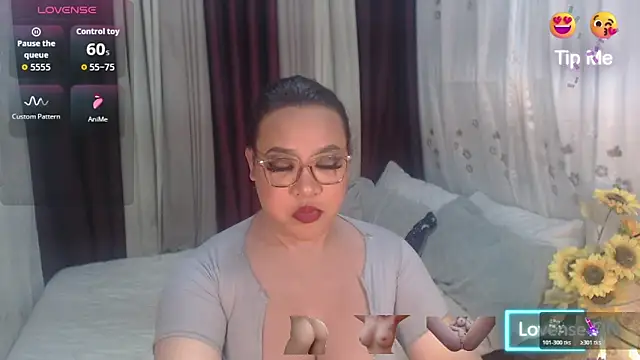 Hotcum ella online show from 02-16-26, 12:42