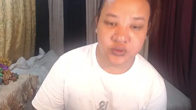 Hotcum ella online show from 03-18-26, 01:31