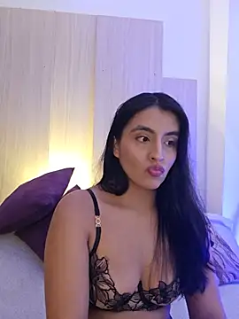 Snapshot of AliishaPss chatting on 05-26-26, 07:34 AliishaPss online show from 05-26-26, 07:34
