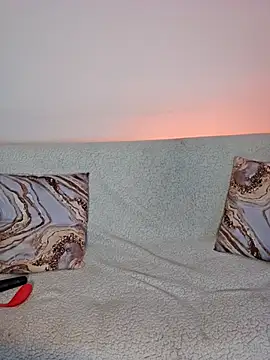 AliishaPss online show from 12-22-25, 07:14