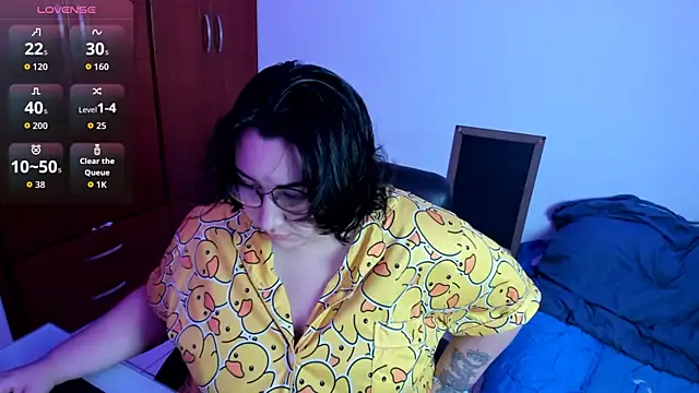 Snapshot of moira_smiler chatting on 07-17-26, 09:17 moira smiler online show from 07-17-26, 09:17