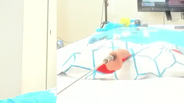 Alani Queen online show from 11-11-25, 07:52