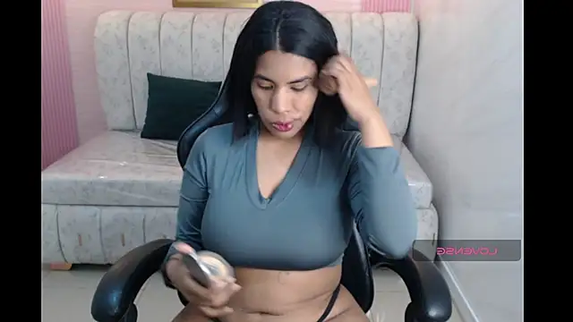 ambar fox s online show from 09-24-25, 03:13