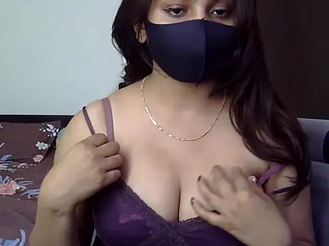 Snapshot of Bady__Riya chatting on 02-28-26, 05:18 Bady Riya online show from 02-28-26, 05:18