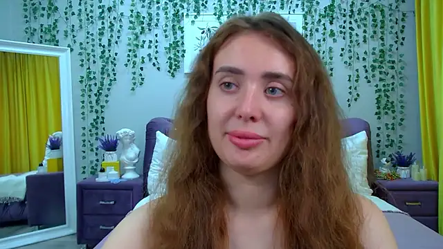 Snapshot of SherryBaers chatting on 09-21-25, 06:40 SherryBaers online show from 09-21-25, 06:40