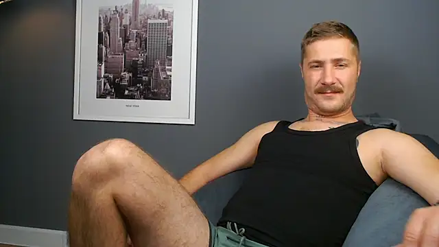 Snapshot of Mr_At_ chatting on 10-28-25, 07:07 Mr At  online show from 10-28-25, 07:07