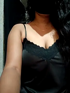 DiyaRoy49 online show from 12-21-25, 05:42