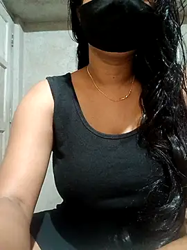 Snapshot of DiyaRoy49 chatting on 10-16-25, 10:12 DiyaRoy49 online show from 10-16-25, 10:12
