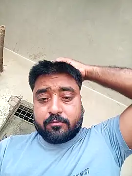 Snapshot of Raju_fuckerr chatting on 05-18-26, 04:07 Raju fuckerr online show from 05-18-26, 04:07