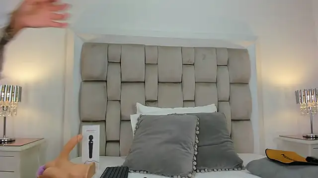 frehia dimou online show from 02-10-26, 12:04