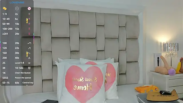 frehia dimou online show from 12-20-25, 11:46