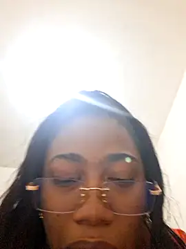 Snapshot of Naomi_jhonson chatting on 10-11-25, 11:50 Naomi jhonson online show from 10-11-25, 11:50