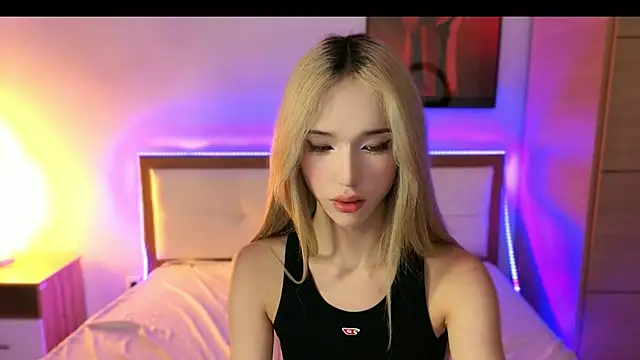 Snapshot of okerriella chatting on 07-26-26, 02:46 okerriella online show from 07-26-26, 02:46