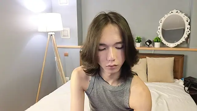 okerriella online show from 10-17-25, 03:47