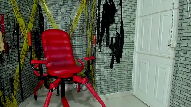 Snapshot of ariel_bdsm chatting on 05-22-26, 10:24 ariel bdsm online show from 05-22-26, 10:24